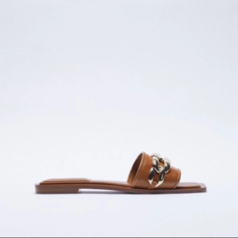 Zara Square Toe Vegan Leather Gold Chain Slides in Brown Size 7.5 or 38‎